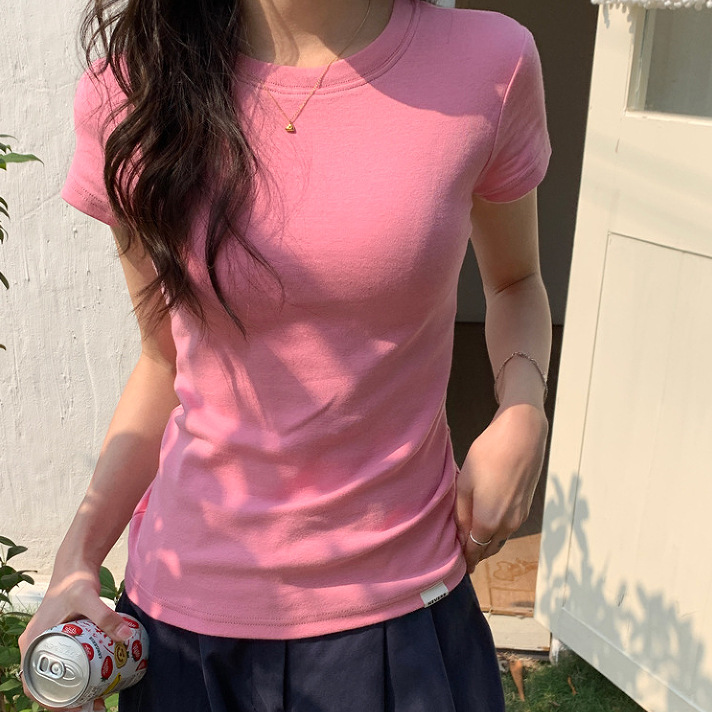 红色