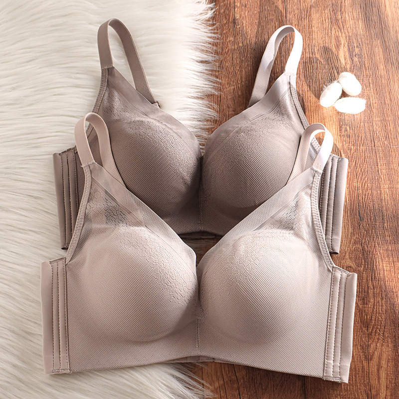 100%桑蚕丝小胸聚拢显大无痕内衣女收副乳防下垂调整型无钢圈文胸